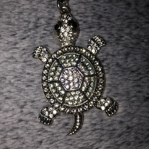 Turtle Keychain 🐢 - Picture 2 of 3